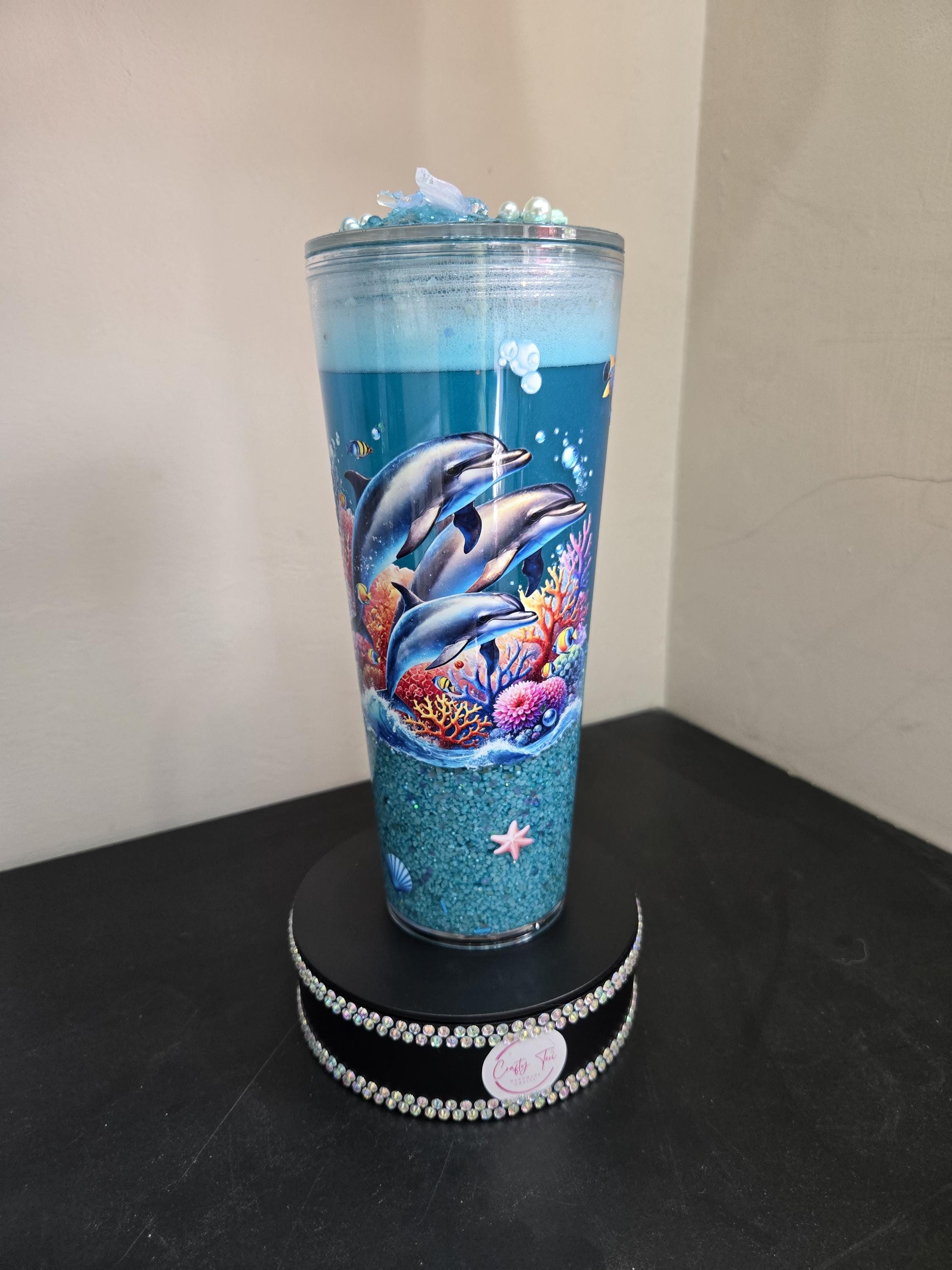 Glow in the dark beach cup