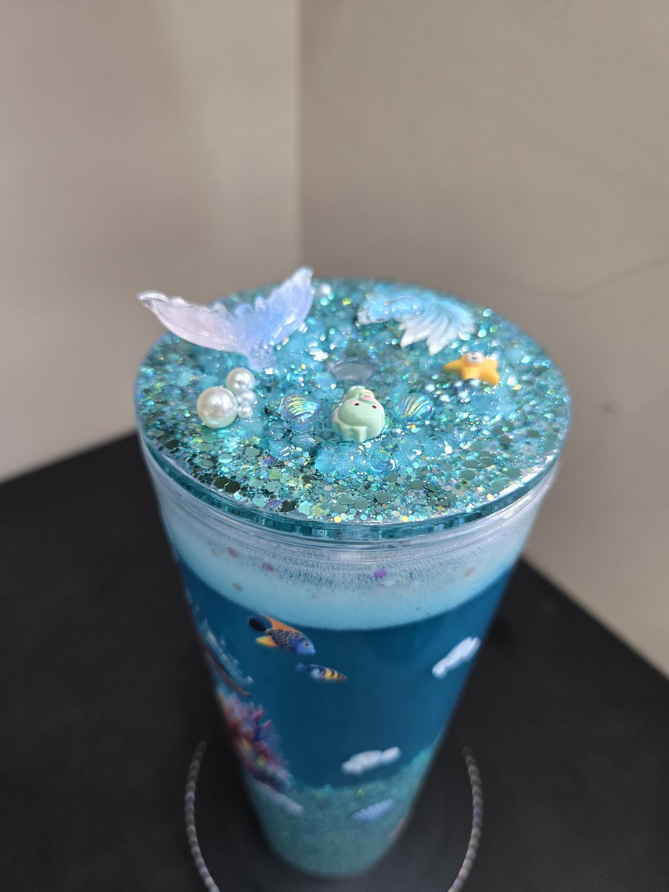 Glow in the dark beach cup