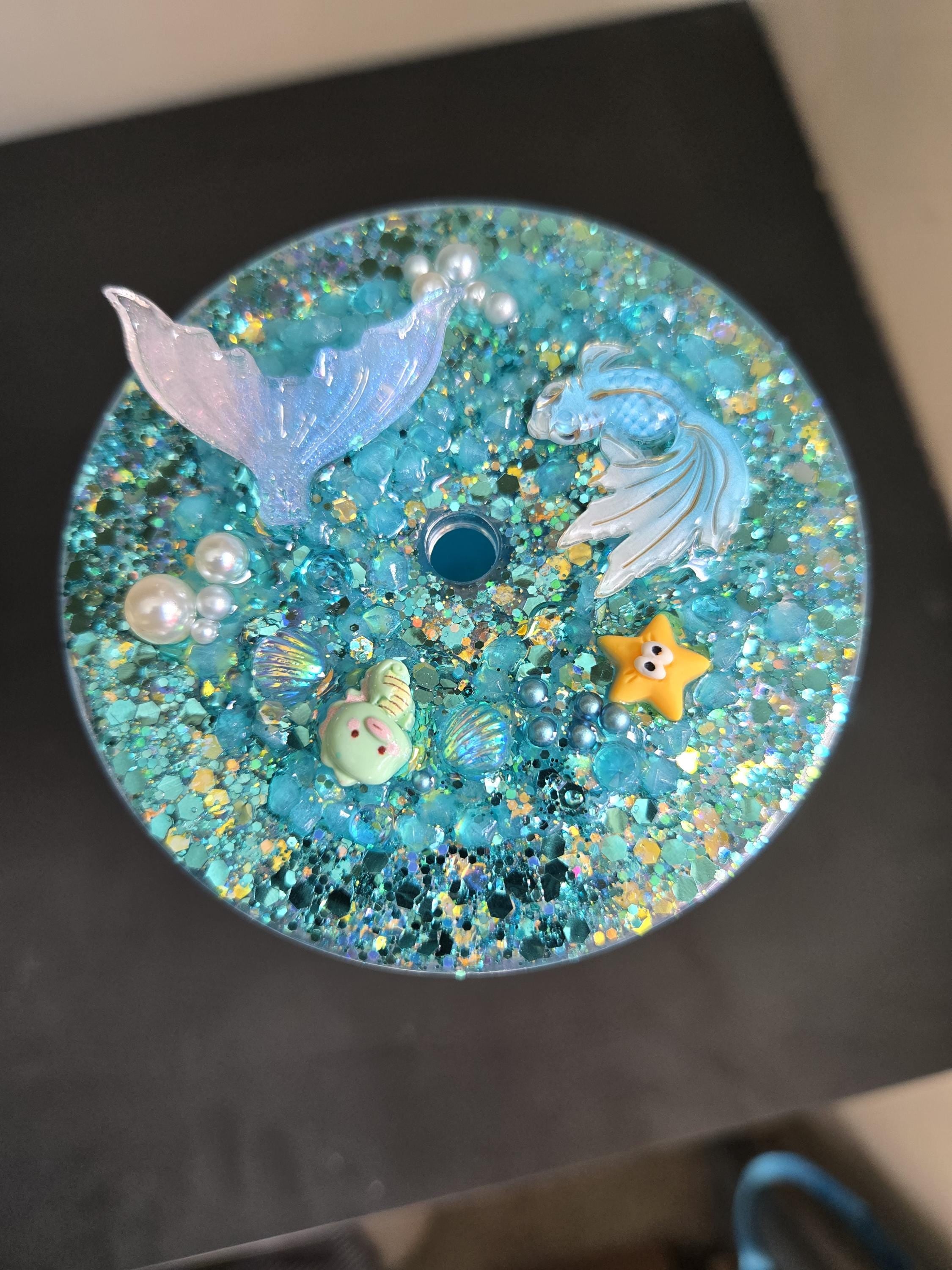 Glow in the dark beach cup