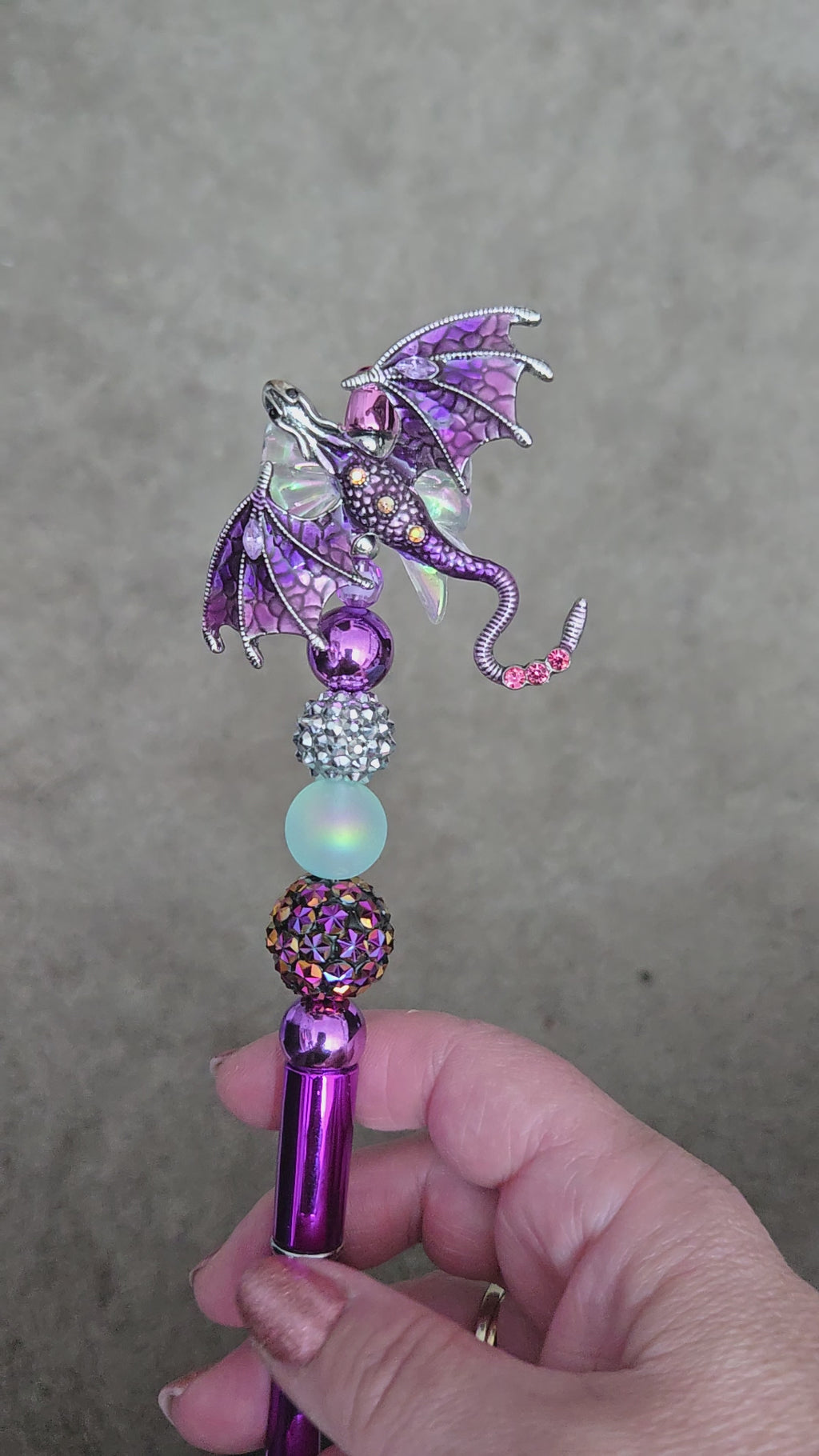 Dragon pen
